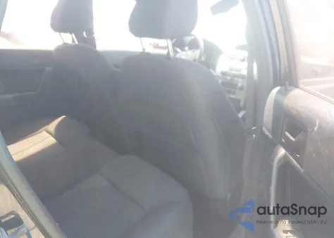 2011 Ford Focus Se z USA, uszkodzony, nr VIN 1FAHP3FN0BW161523